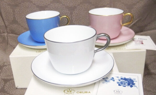 大倉陶園「色蒔き（いろまき）」とは