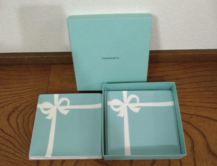 ティファニー TIFFANY ブルーボックス ブルーリボン プレート